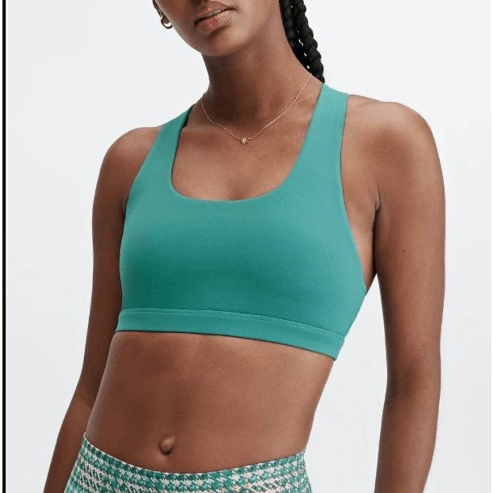 Fabletics Women's Kessler Boost Medium Impact Sports Bra size Large